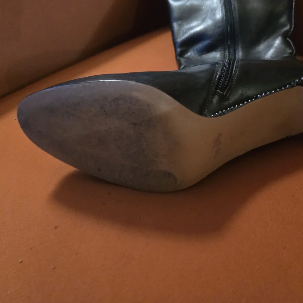 Coach Remi Chain Trim Knee-High Boots Size 7